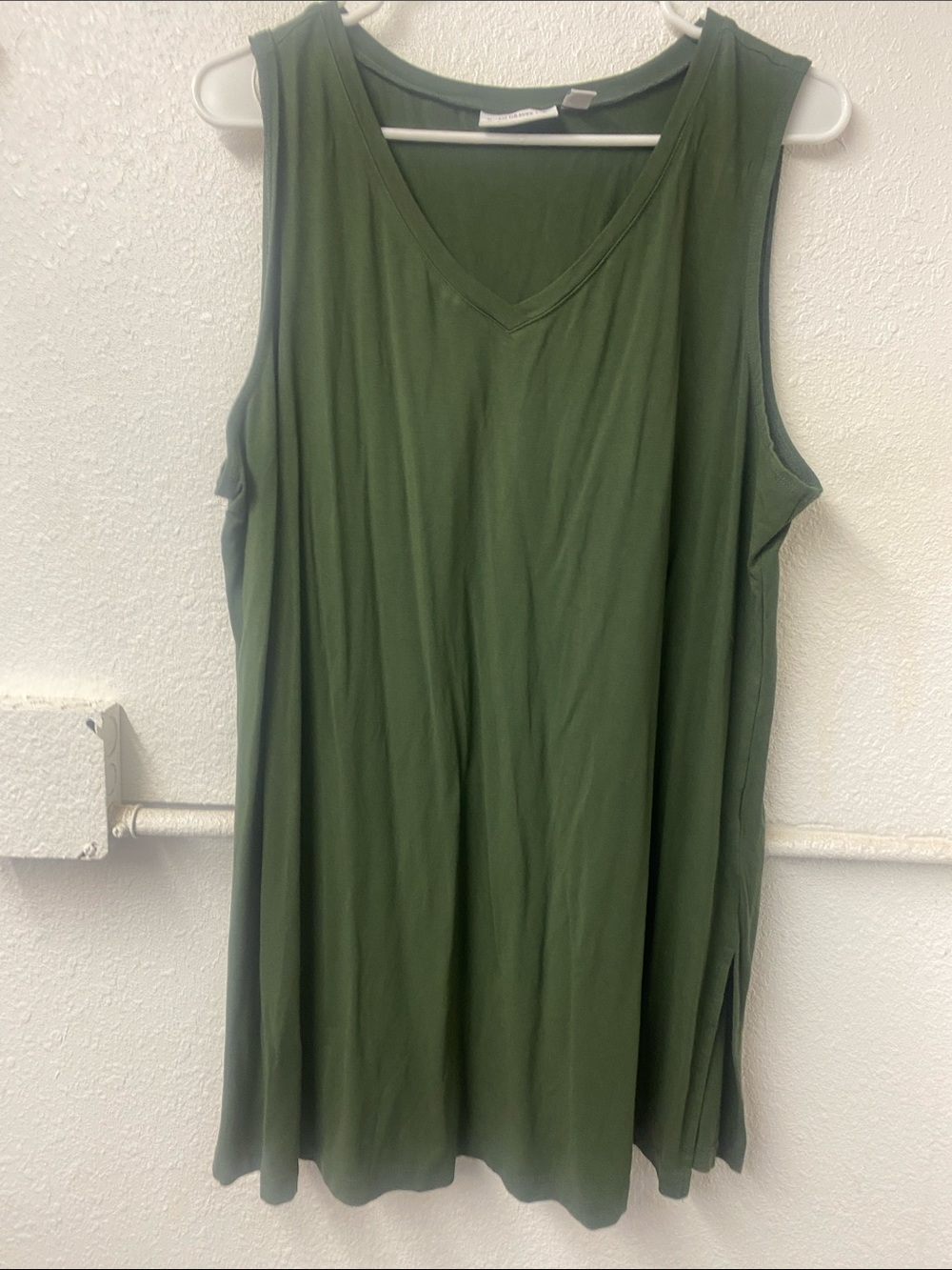 Susan Graver -Olive Green -Tunic length - V-Neck Stretchy -Rayon Tank Top